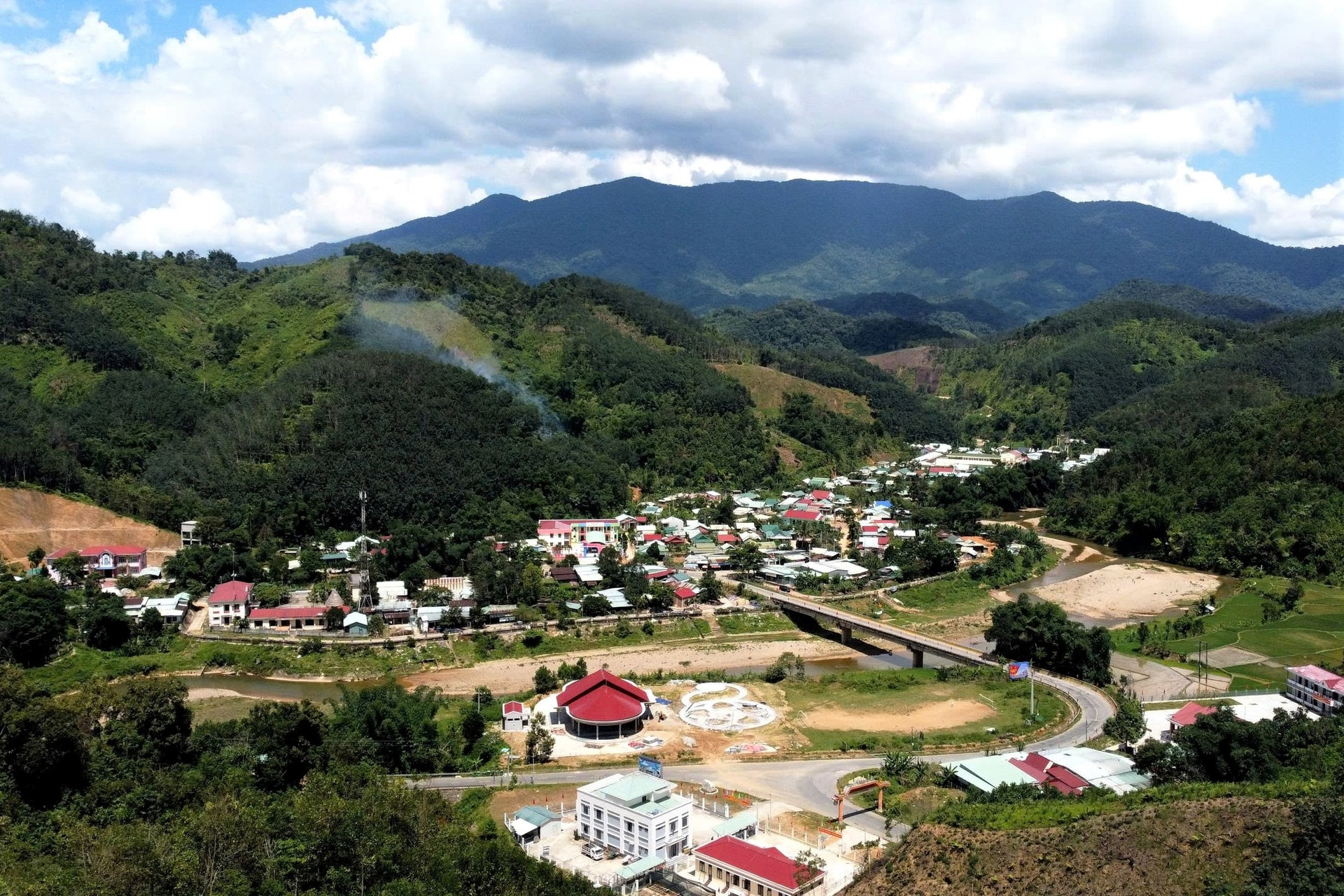 lắp mạng Viettel xã A Vương