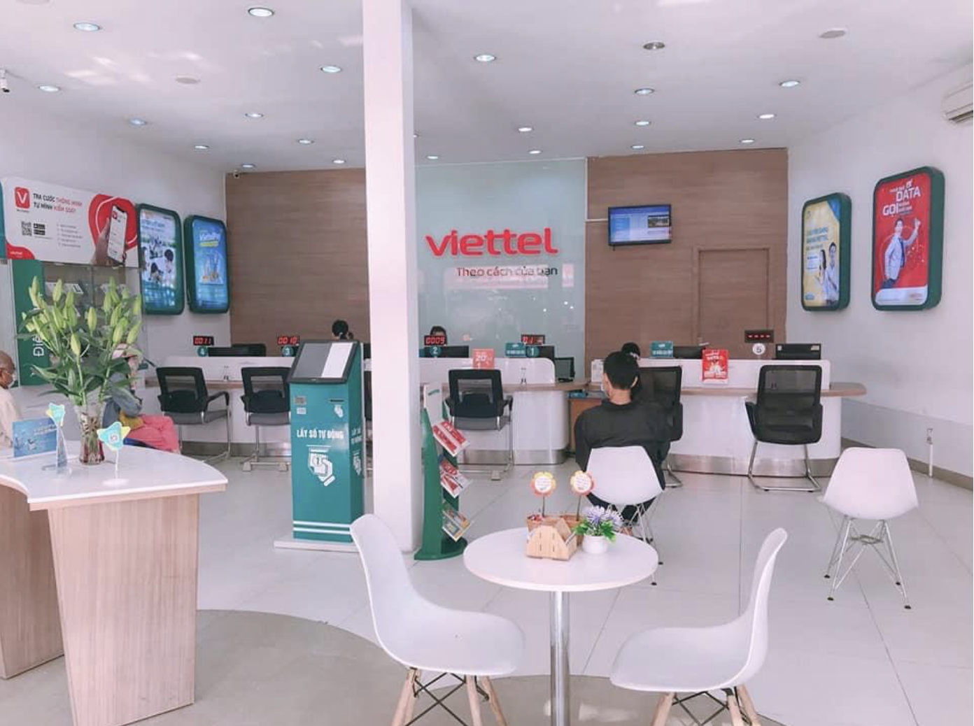 cửa hàng Viettel Huyện Quảng Trạch