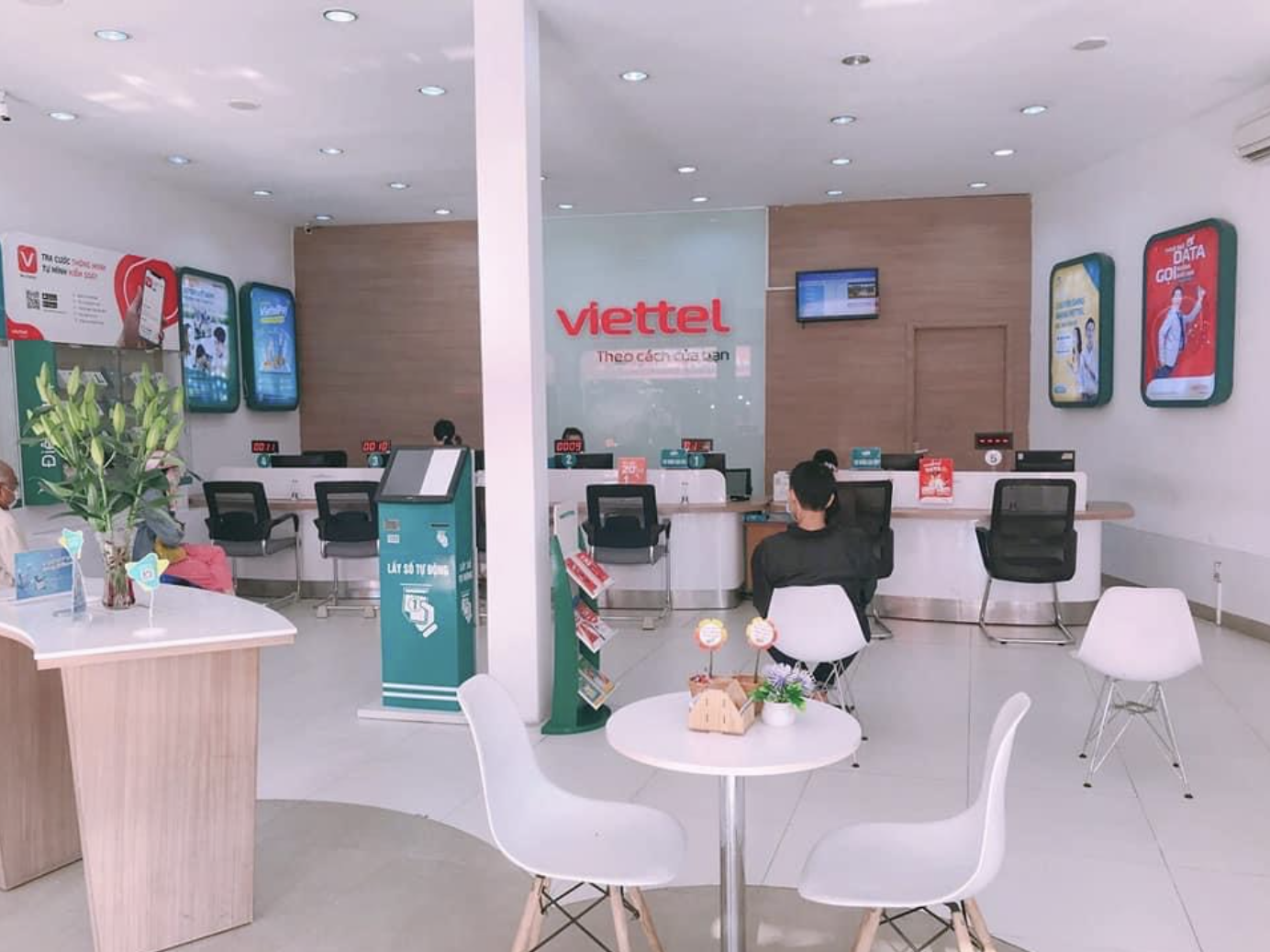 cửa hàng Viettel TP Đồng Hới
